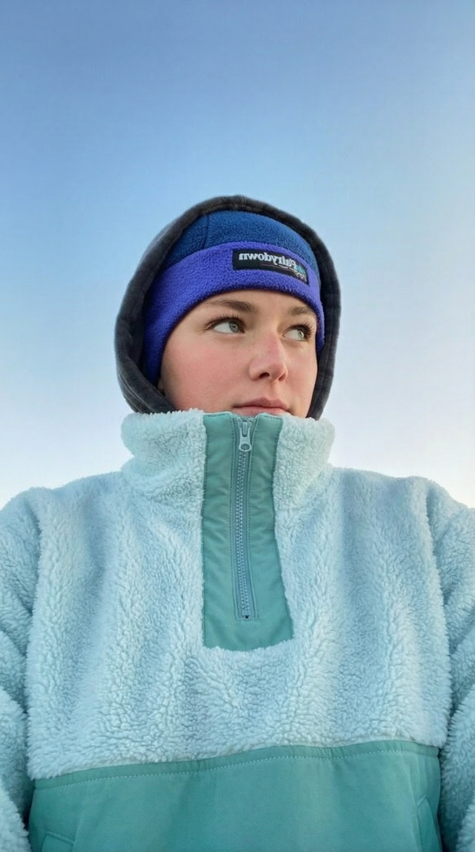 Flowra Baby-blue Quarter Zipper
